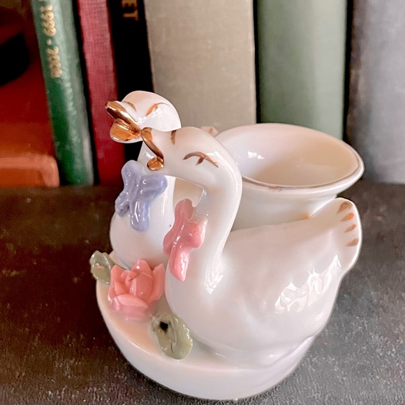 Vintage Swan Glazed Ceramic Candle Holder